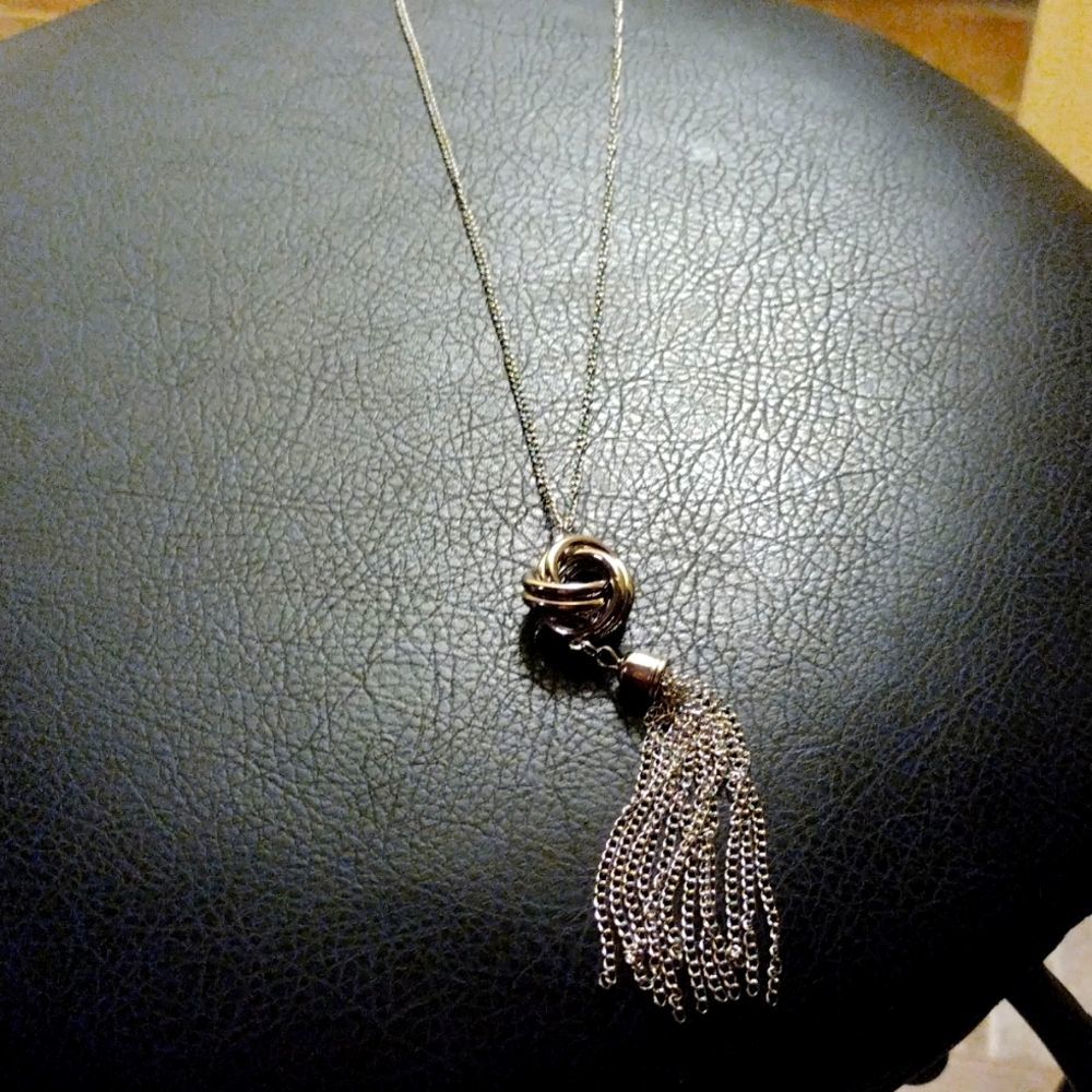Silver necklace with pendant